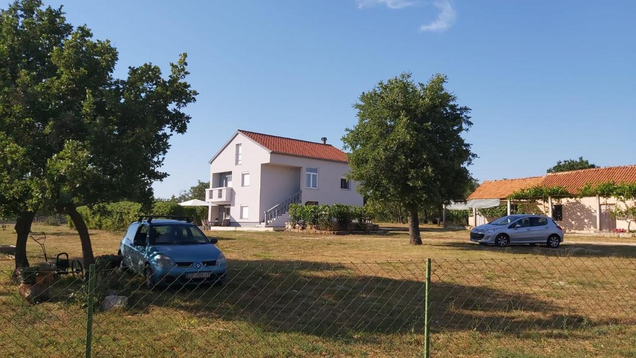 Apartament Luka Galovac  Zewnętrze zdjęcie